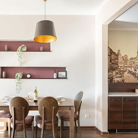 Niceone Number 10 - W Samym Centrum! Apartman *